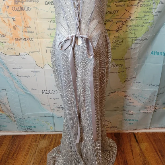 Alglist Silver Beaded Strapless Dress Lace Up Back Size 8 - Picture 10 of 17
